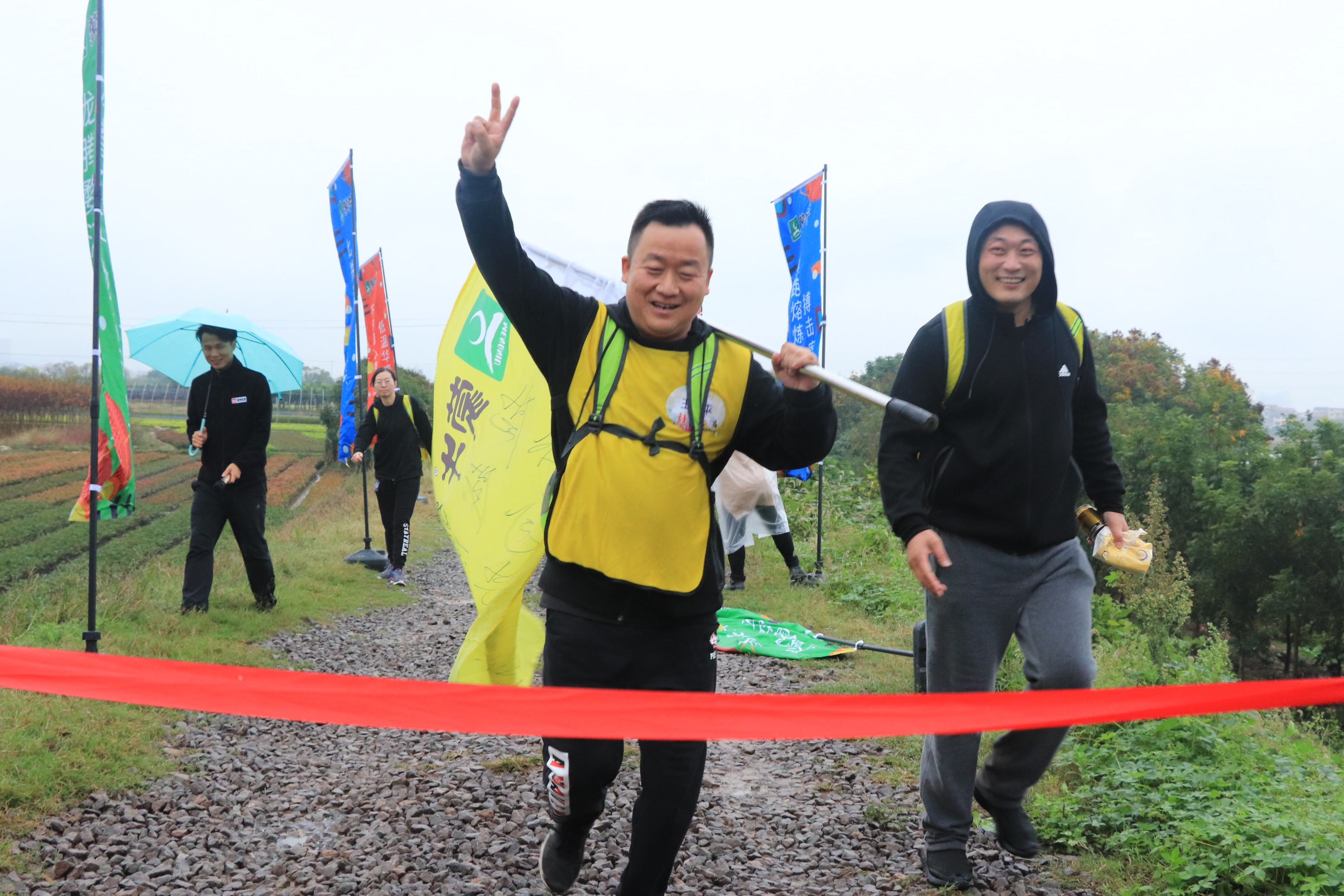 蒙牛華南大區(qū)2018徒步拓展賦能培訓