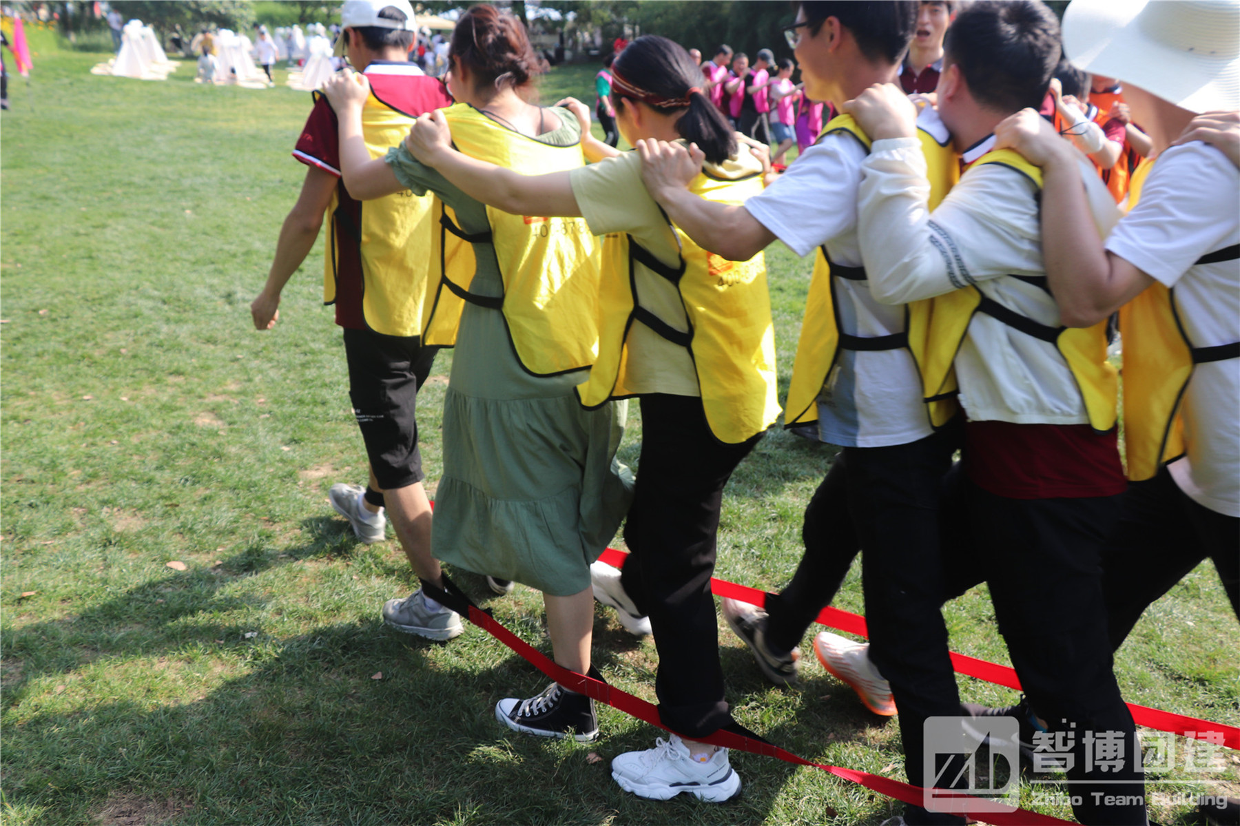 巨人腳步 (1).jpg